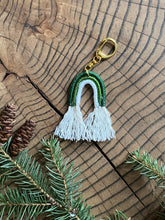 Load image into Gallery viewer, the sage and citrus holiday box