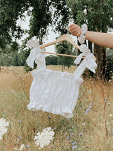 Load image into Gallery viewer, the pearly white bow tie tank