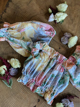 Load image into Gallery viewer, the flower power augustine blouse