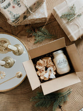 Load image into Gallery viewer, the sugar cookie holiday box
