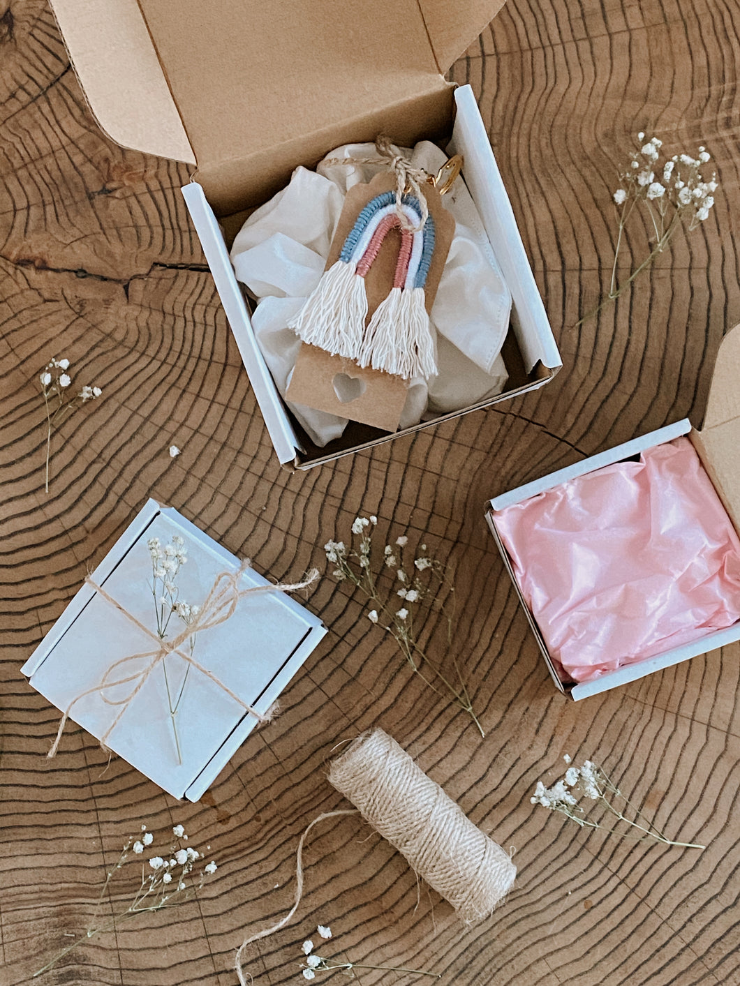 the white linen valentines gift box